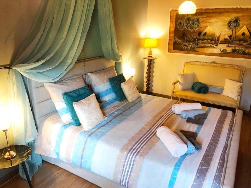 B&B Bourgeoisie*** Frahan Luaran gambar
